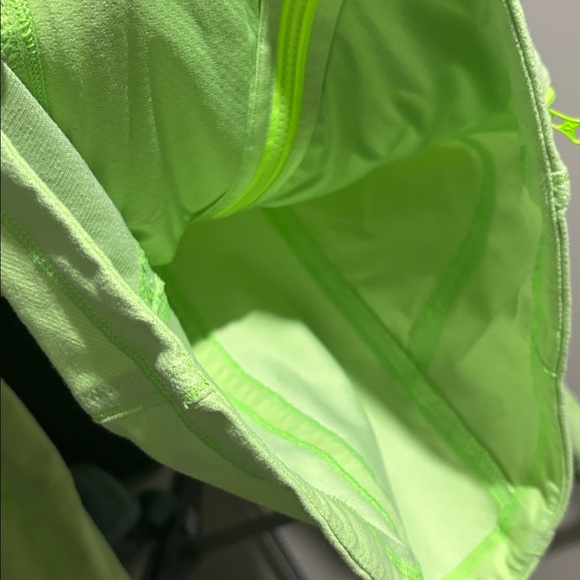 Lululemon Forme Jacket - Picture 9 of 9